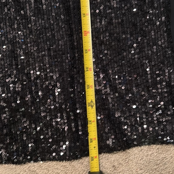NWT Black Sequin Dress With Side Slit Size 12 - Picture 10 of 16